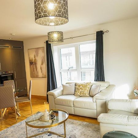 Dartford Luxury 2 Bed Apartment Bagian luar foto